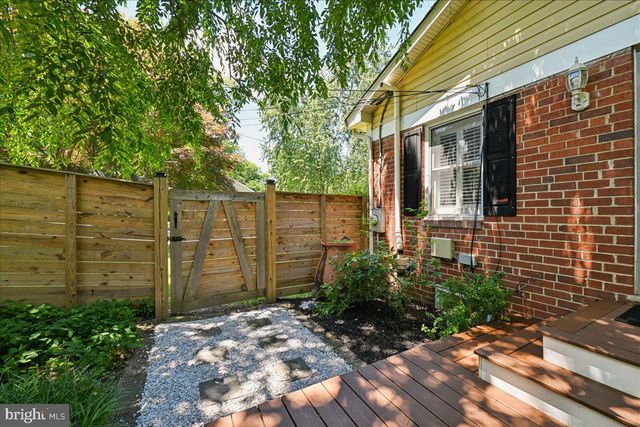 10211 BROOKMOOR DR, Silver Spring, MD 20901