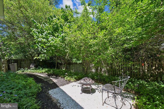 10211 BROOKMOOR DR, Silver Spring, MD 20901