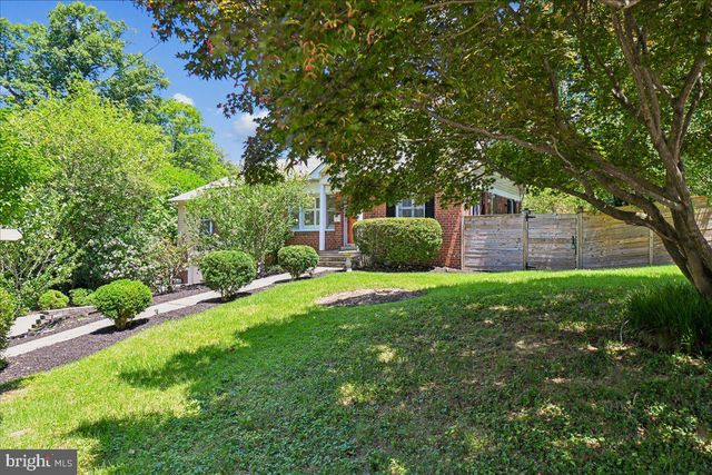 10211 BROOKMOOR DR, Silver Spring, MD 20901