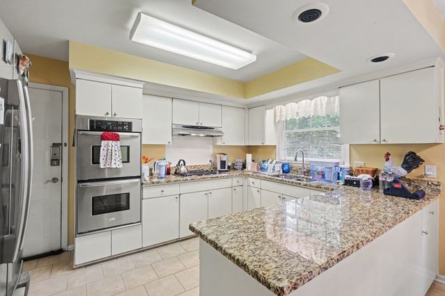 900 Plateau Pkwy, Nashville, TN 37205