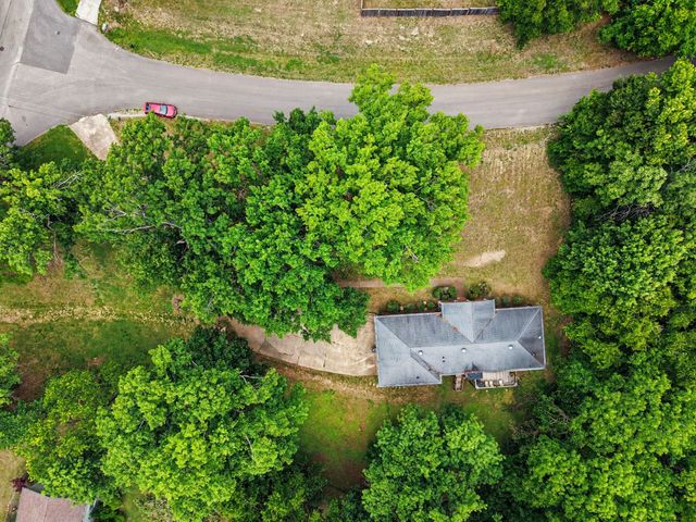 900 Plateau Pkwy, Nashville, TN 37205