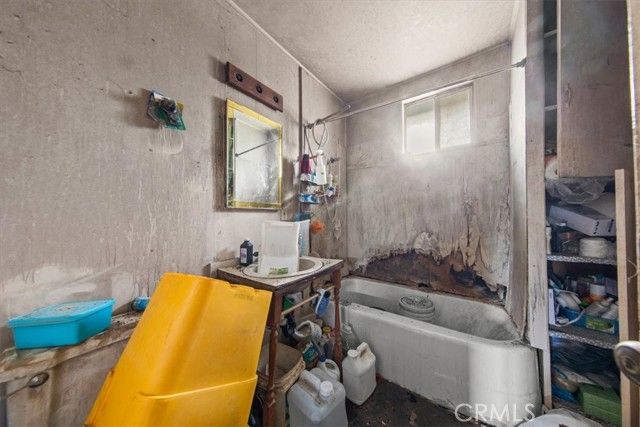 32301 Angeles Forest, Palmdale, CA 93550