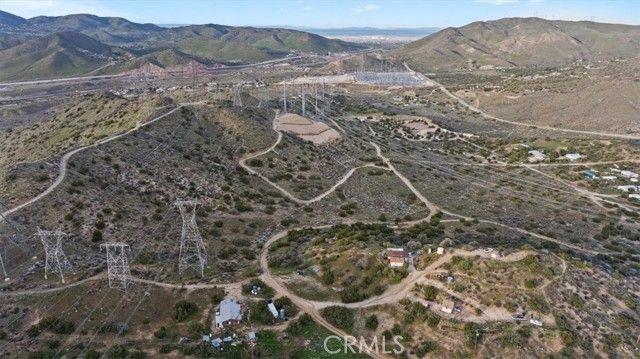 32301 Angeles Forest, Palmdale, CA 93550