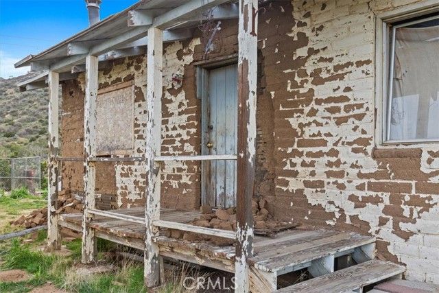 32301 Angeles Forest, Palmdale, CA 93550