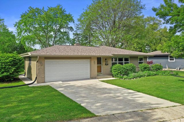 5590 Leroy LANE, Greendale, WI 53129