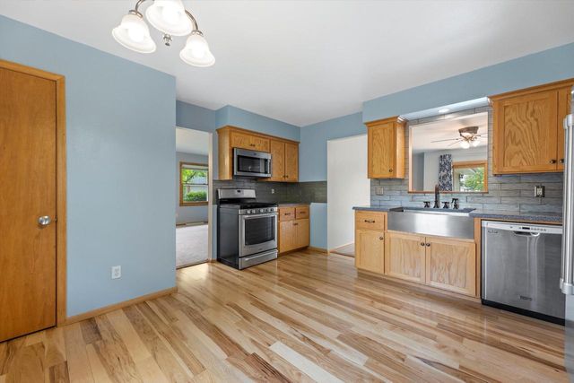 5590 Leroy LANE, Greendale, WI 53129