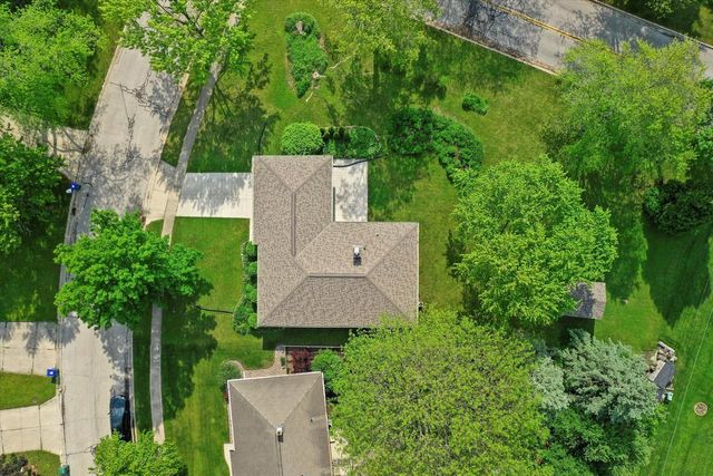 5590 Leroy LANE, Greendale, WI 53129