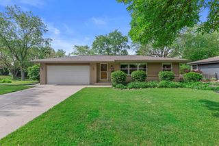 5590 Leroy LANE, Greendale, WI 53129