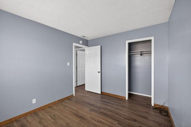 724 Dabney Ave, Rio Linda, CA 95673