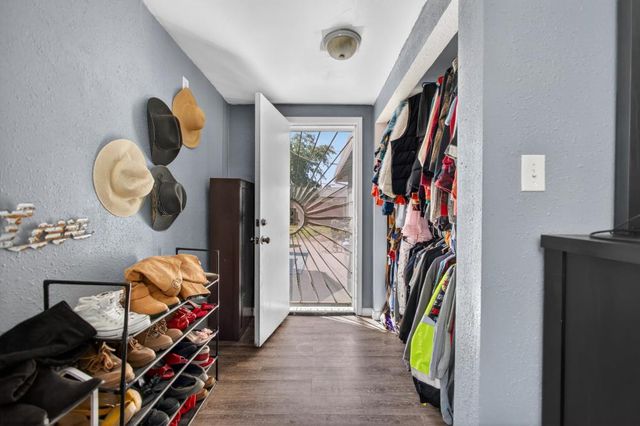 724 Dabney Ave, Rio Linda, CA 95673