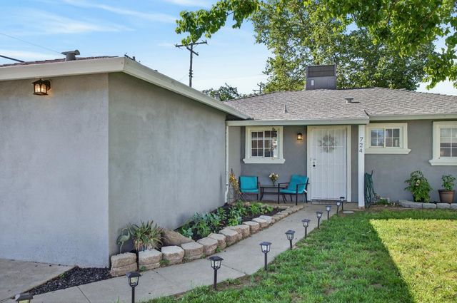 724 Dabney Ave, Rio Linda, CA 95673