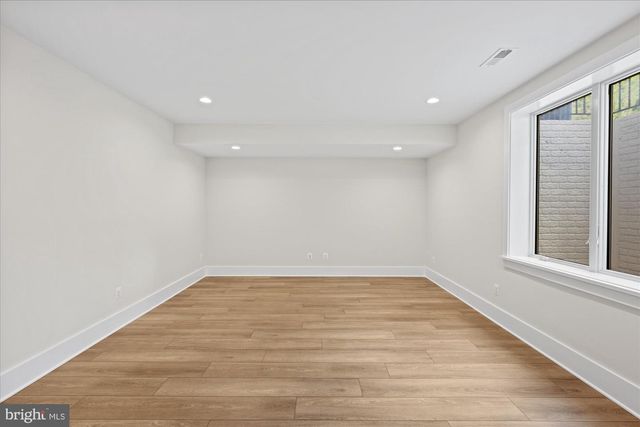 6523 ELMHIRST DR, Falls Church, VA 22043