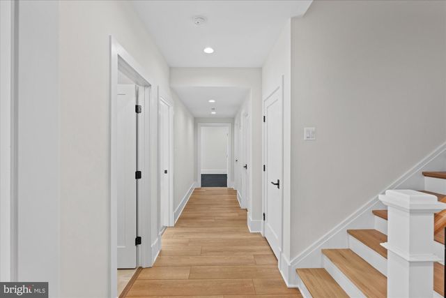 6523 ELMHIRST DR, Falls Church, VA 22043