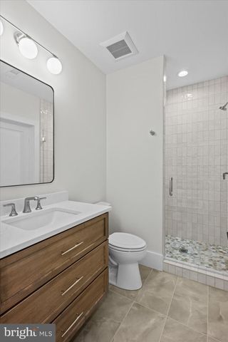 6523 ELMHIRST DR, Falls Church, VA 22043
