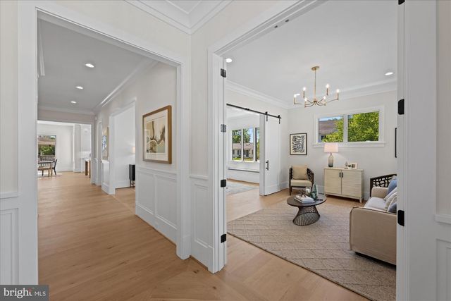 6523 ELMHIRST DR, Falls Church, VA 22043