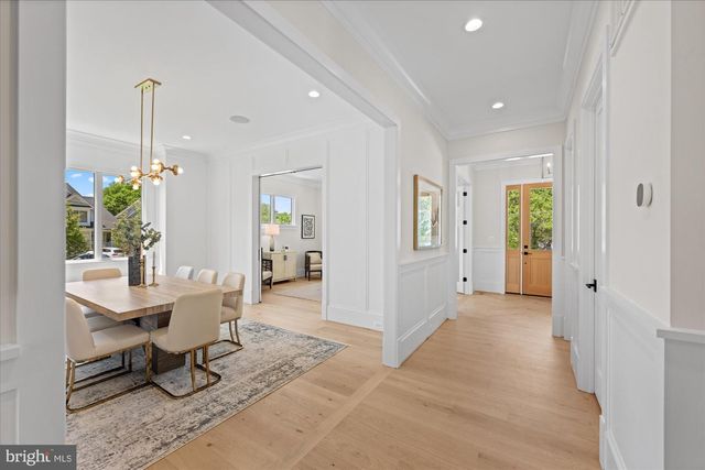 6523 ELMHIRST DR, Falls Church, VA 22043
