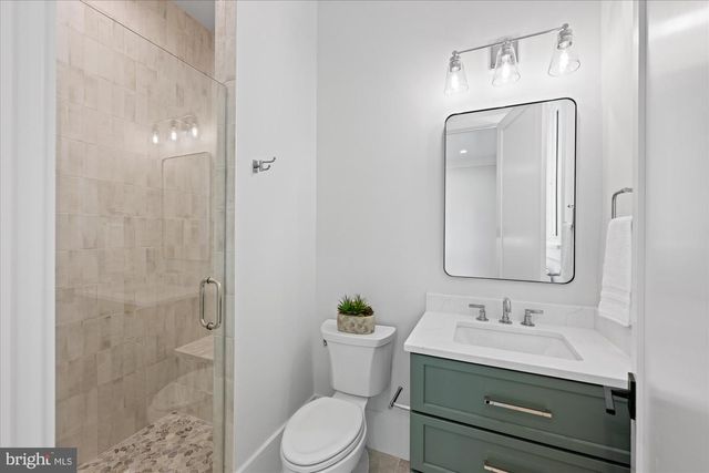 6523 ELMHIRST DR, Falls Church, VA 22043