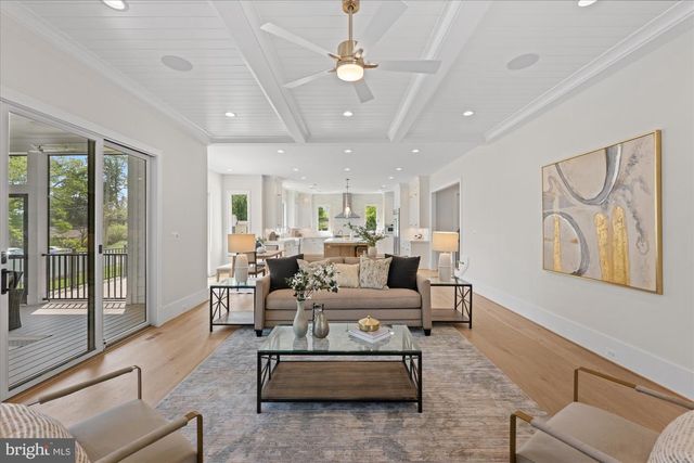 6523 ELMHIRST DR, Falls Church, VA 22043