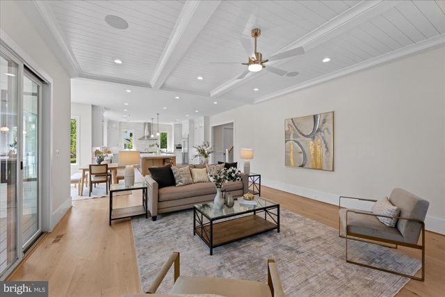 6523 ELMHIRST DR, Falls Church, VA 22043