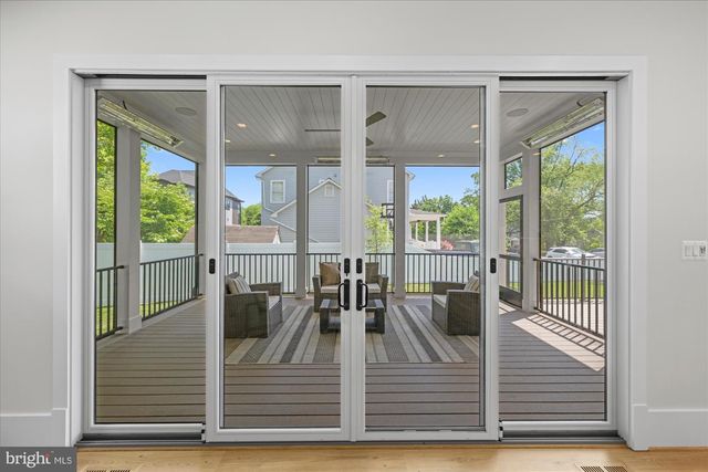6523 ELMHIRST DR, Falls Church, VA 22043