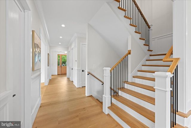 6523 ELMHIRST DR, Falls Church, VA 22043