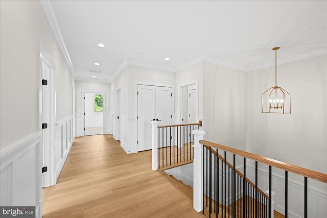6523 ELMHIRST DR, Falls Church, VA 22043