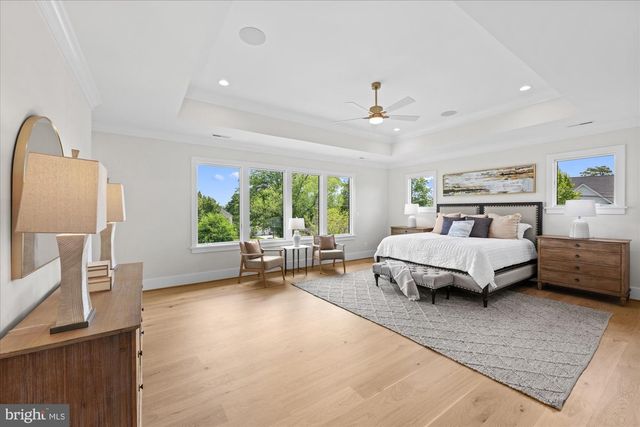 6523 ELMHIRST DR, Falls Church, VA 22043