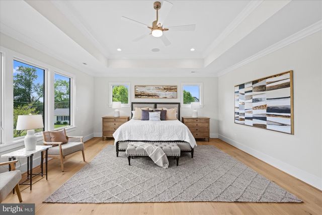 6523 ELMHIRST DR, Falls Church, VA 22043