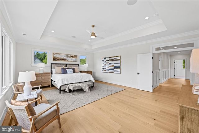 6523 ELMHIRST DR, Falls Church, VA 22043