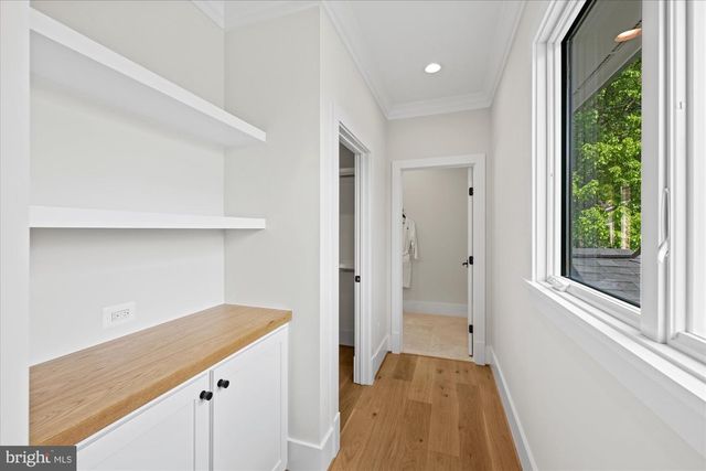 6523 ELMHIRST DR, Falls Church, VA 22043