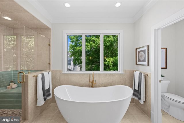 6523 ELMHIRST DR, Falls Church, VA 22043