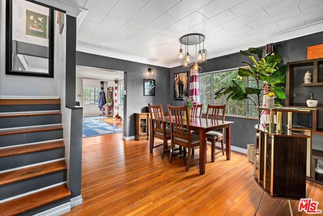 2302 Berkeley Avenue, Los Angeles, CA 90026