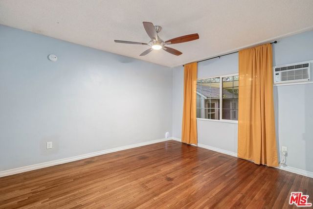 2302 Berkeley Avenue, Los Angeles, CA 90026