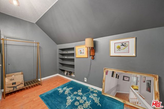 2302 Berkeley Avenue, Los Angeles, CA 90026