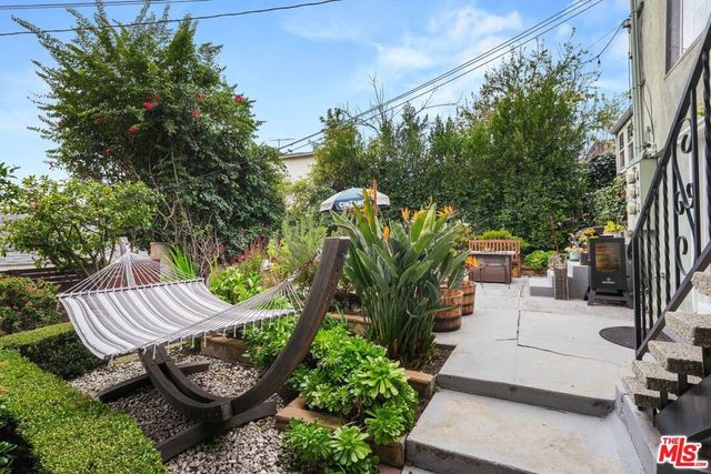 2302 Berkeley Avenue, Los Angeles, CA 90026