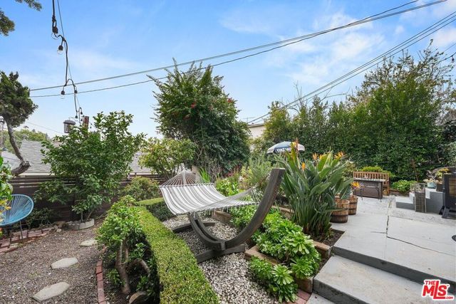 2302 Berkeley Avenue, Los Angeles, CA 90026