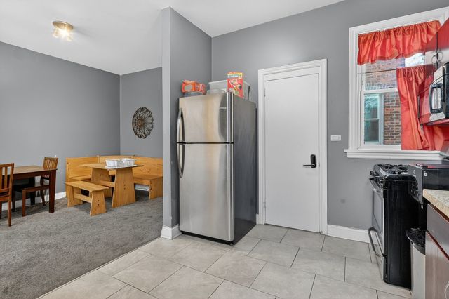 7027 S Harper Avenue, Chicago, IL 60637