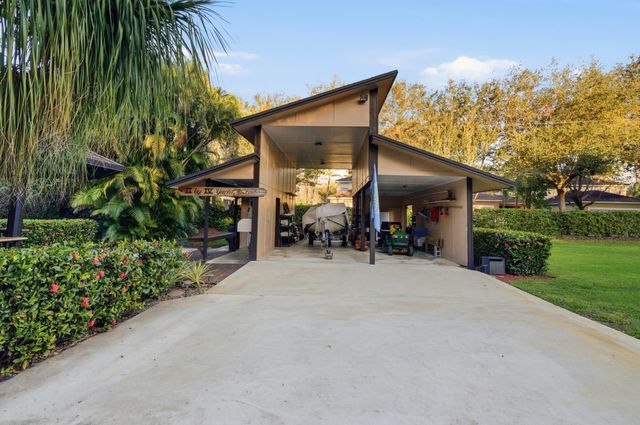 4838 Charlton Way, Delray Beach, FL 33445