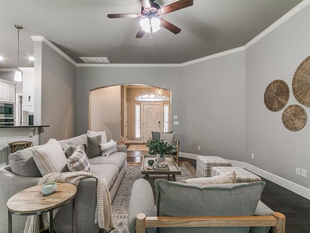 17601 Braken Drive, Edmond, OK 73012