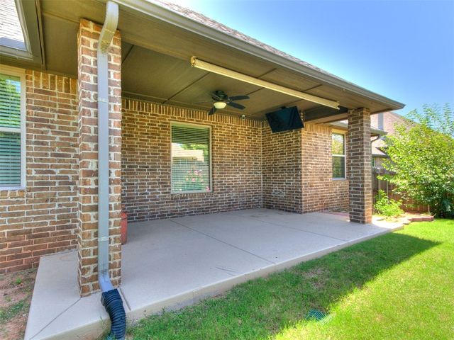 17601 Braken Drive, Edmond, OK 73012