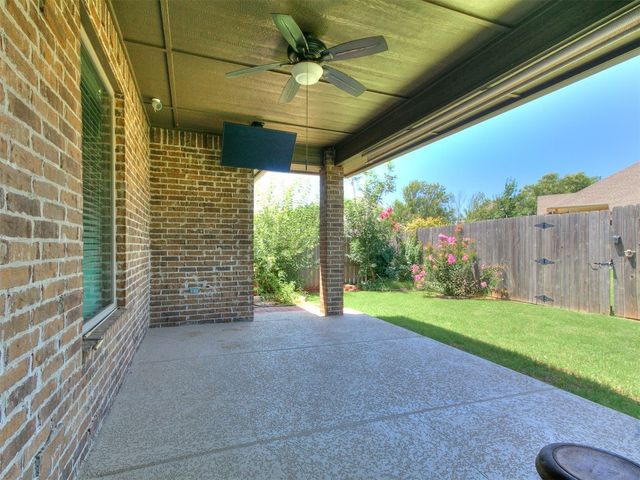 17601 Braken Drive, Edmond, OK 73012