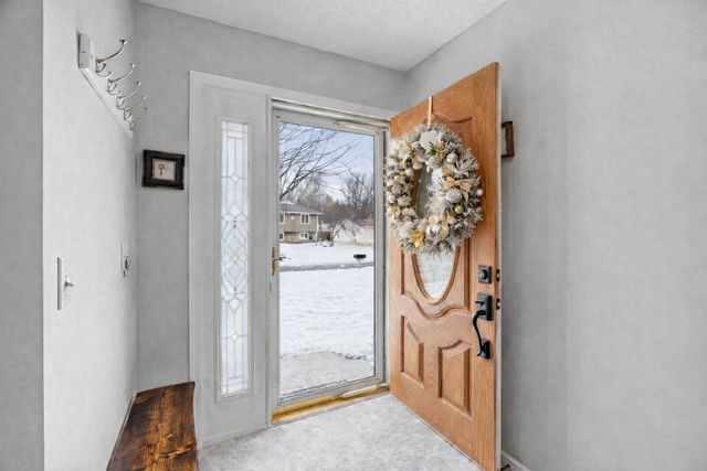 5038 142nd Path W, Apple Valley, MN 55124