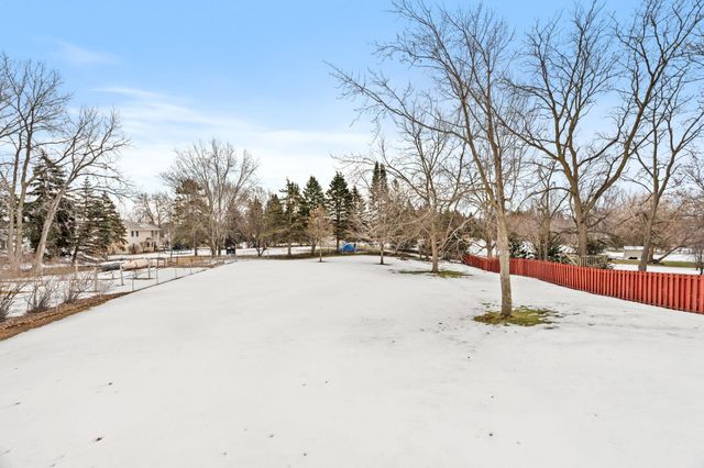 5038 142nd Path W, Apple Valley, MN 55124