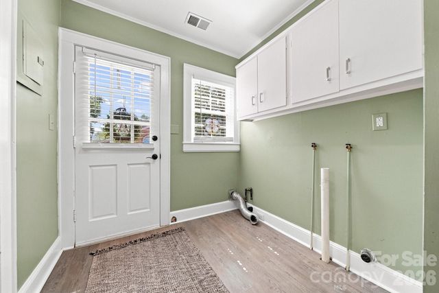 312 Sharon Avenue NW, Lenoir, NC 28645