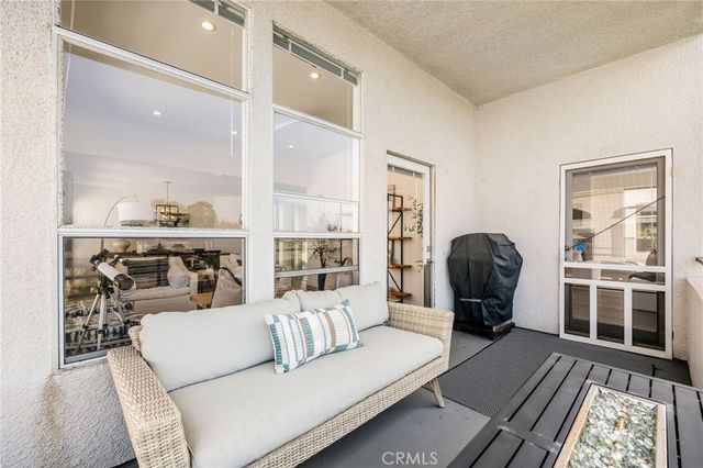 647 1st Place, Hermosa Beach, CA 90254