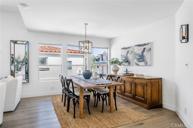 647 1st Place, Hermosa Beach, CA 90254