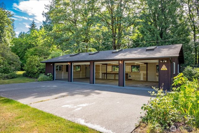4818 354th Avenue SE, Fall City, WA 98024