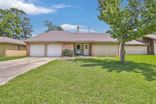 17322 Golf Club Drive, Crosby, TX 77532