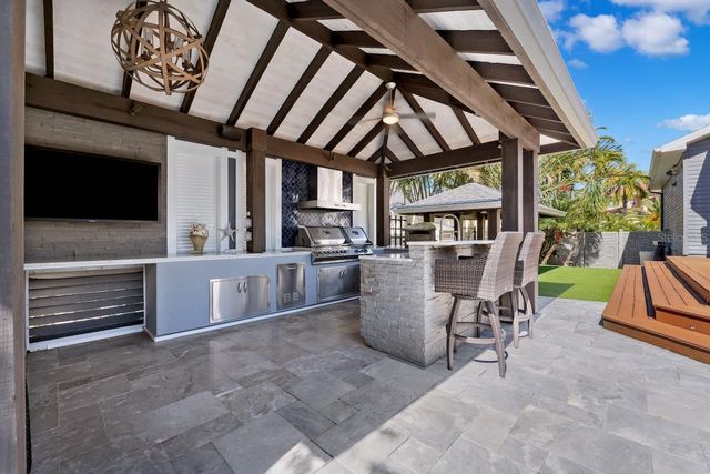 648 SANTA MARIA DRIVE, Tierra Verde, FL 33715