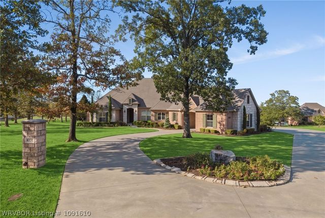 8331 Howard Hill Road, Fort Smith, AR 72916